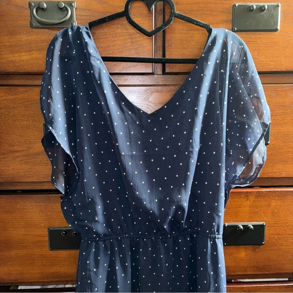Women’s Size Large Gap Navy and White Flutter Sleeve Star Print Mini Dress - Picture 3 of 11